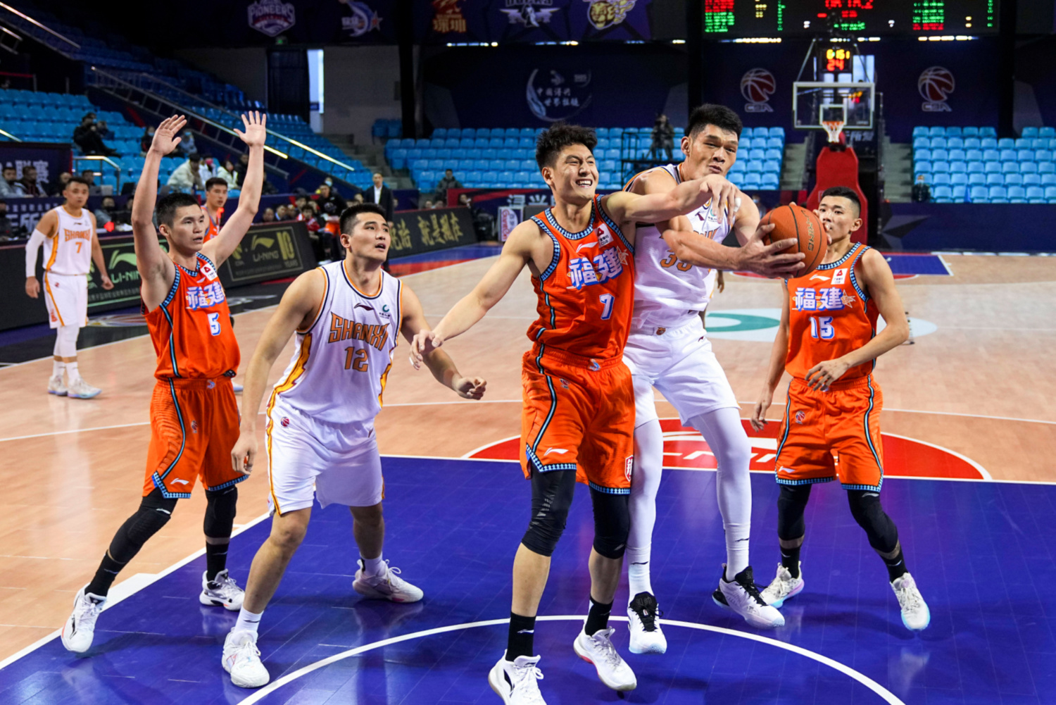 天津队顽强取胜,迈向福建队的挑战 天津队顽强取胜,迈向福建队的挑战