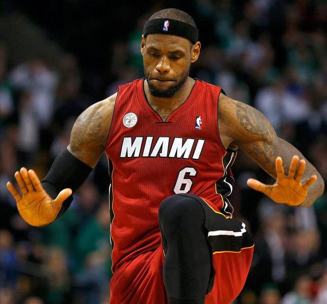 热火不敌湖人,终止连胜势头的简单介绍 热火不敌湖人,终止连胜势头的简单介绍