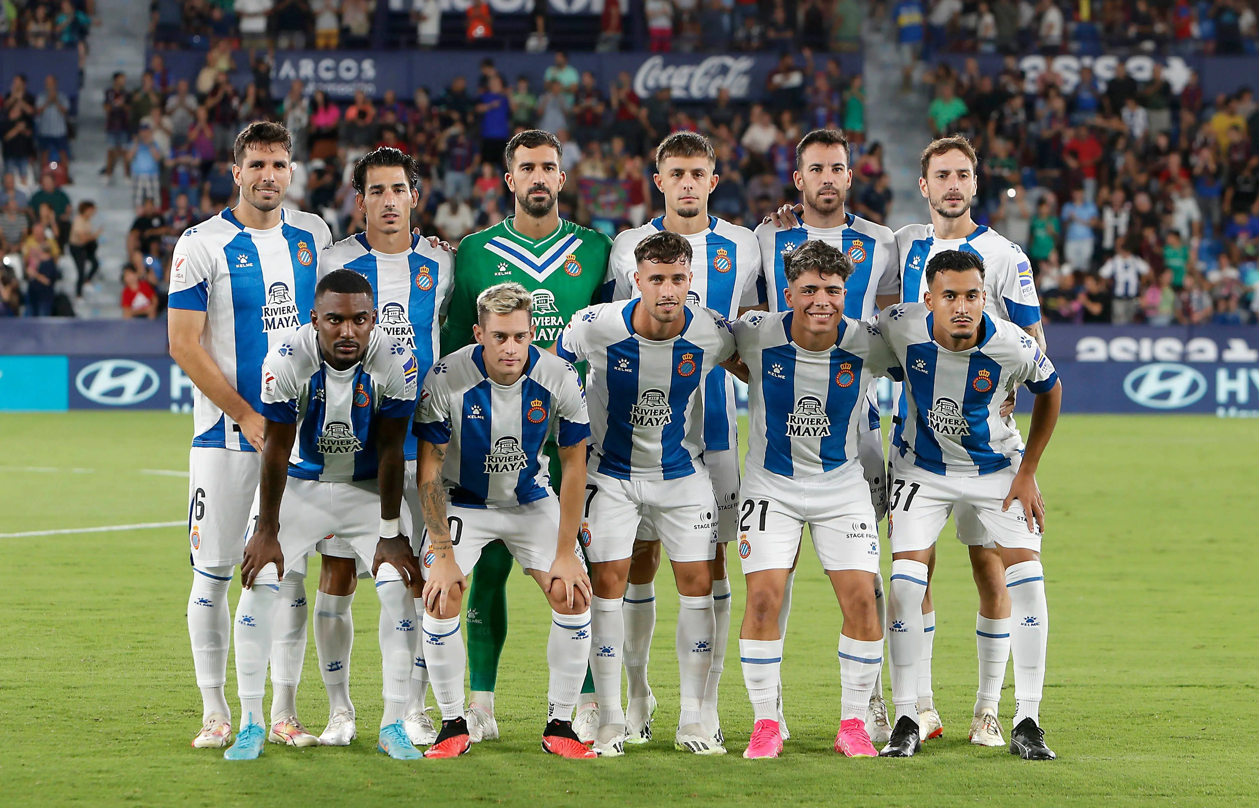 塞维利亚豪取三分稳居西甲榜首的简单介绍